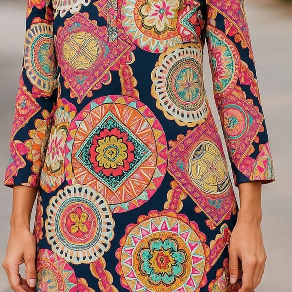 Honeyme - Multi Colored Tunic, 3/4 Sleeves W/Button, V-neck Size Small, Made USA - Picture 1 of 9